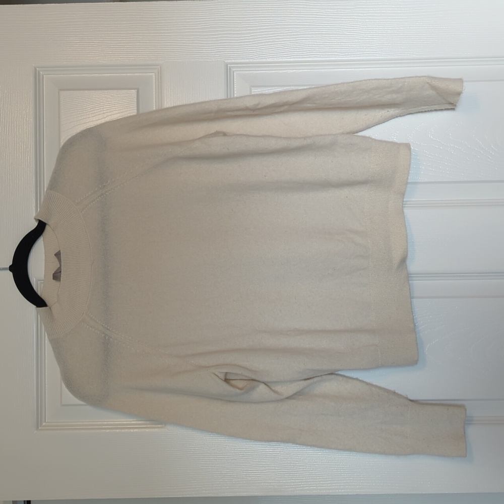 Everlane cashmere sweater
